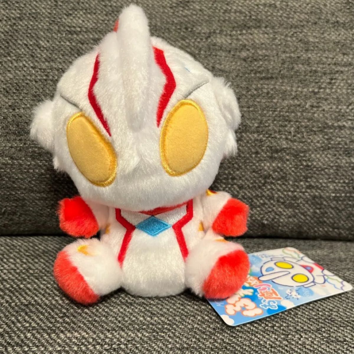 新品 ウルトラマン ふわふわお座りぬいぐるみ ウルトラマンメビウス