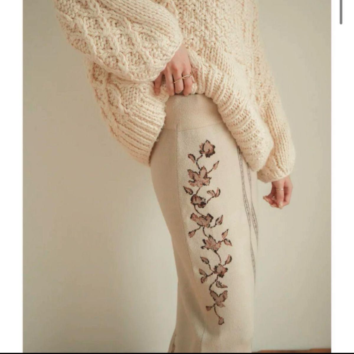 新品タグ付き 【Eaphi】scarf motif knit skirt アイボリー ニット