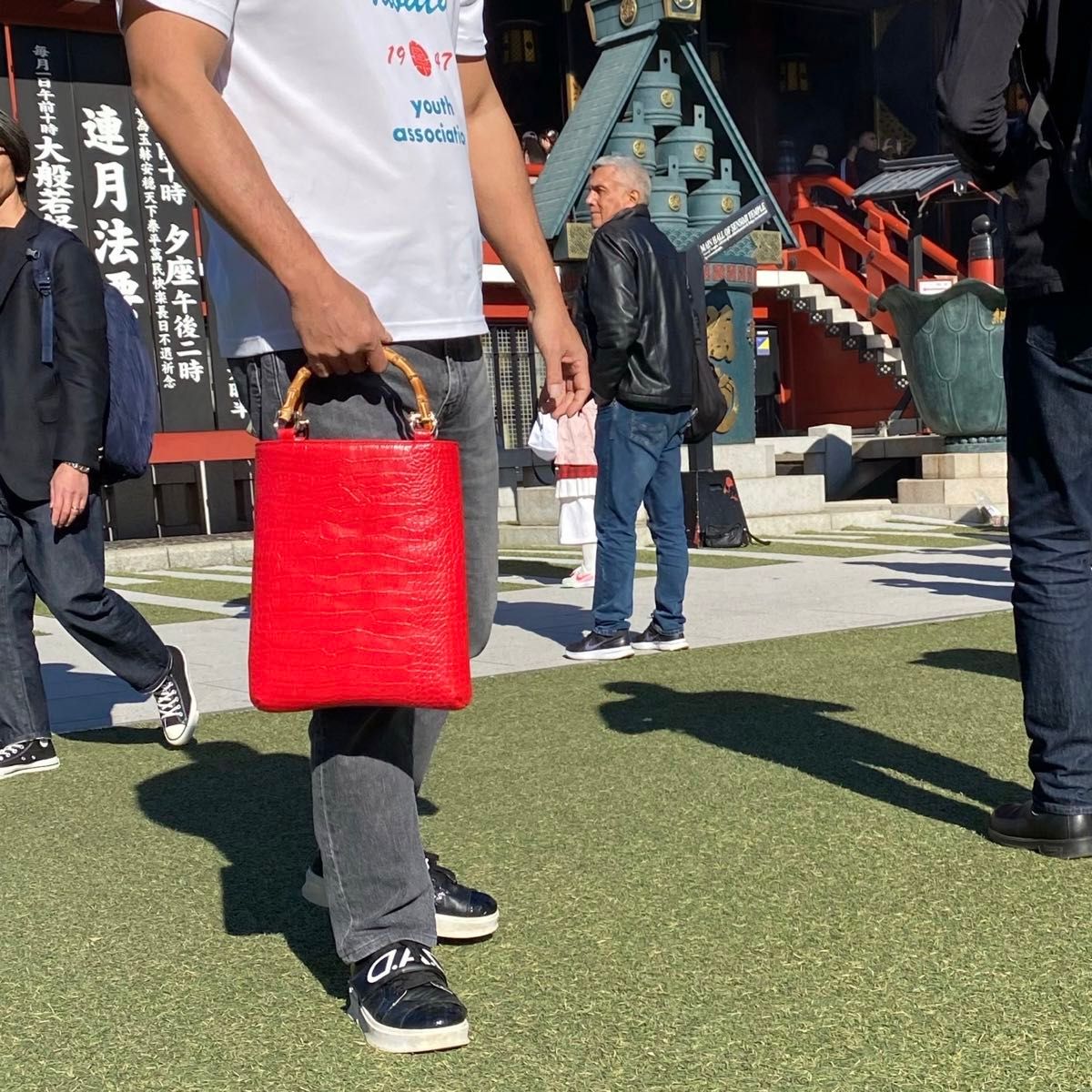 新品 牛革クロコ型押し バンブー手提げ（大）赤色 竹手バッグ神輿祭り
