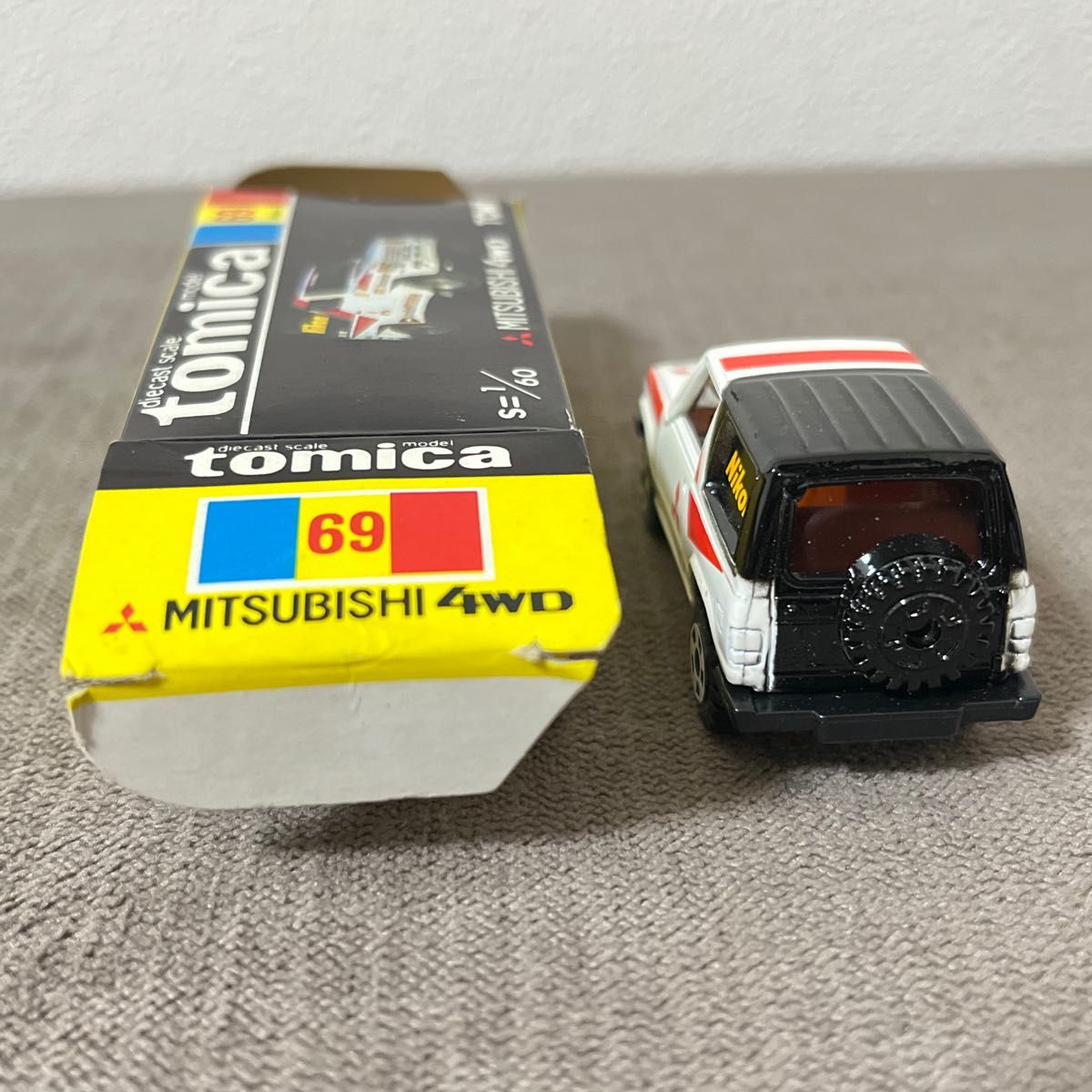 トミカ 日本製 黒箱 69-4-16 三菱 パジェロ 4WD 三菱自販特注｜Yahoo