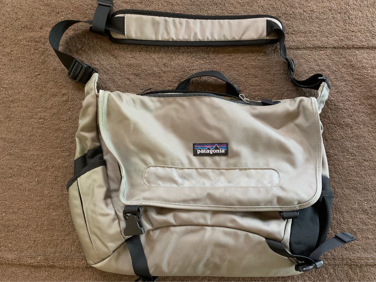 patagonia パタゴニア ハーフマス メッセンジャーバッグ ショルダー