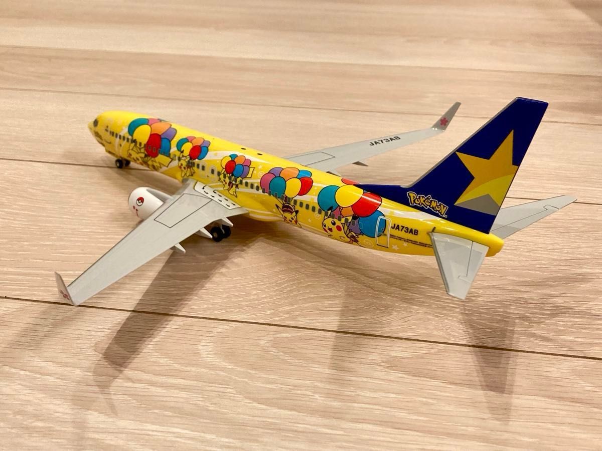 1/130 B737-800 スカイマーク ポケモン ピカチュウ JA73AB 1/130 B737