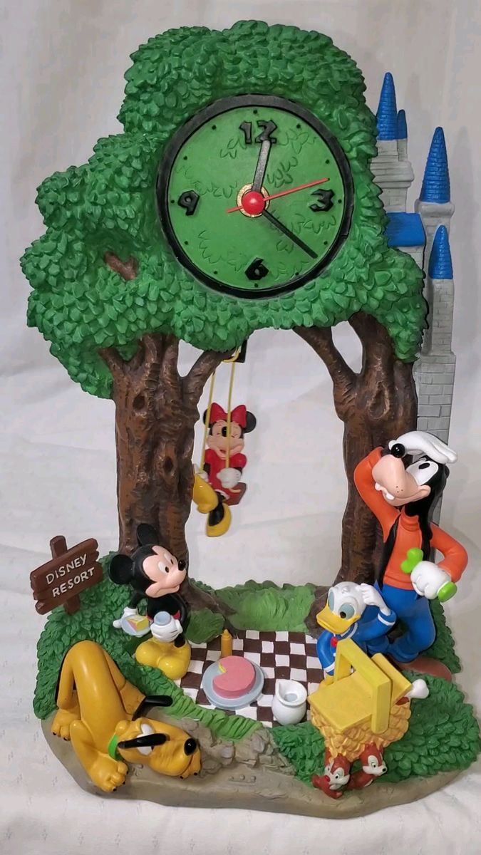 ディズニー ルシファー 時計 ディズニーストア 振り子時計 シンデレラ