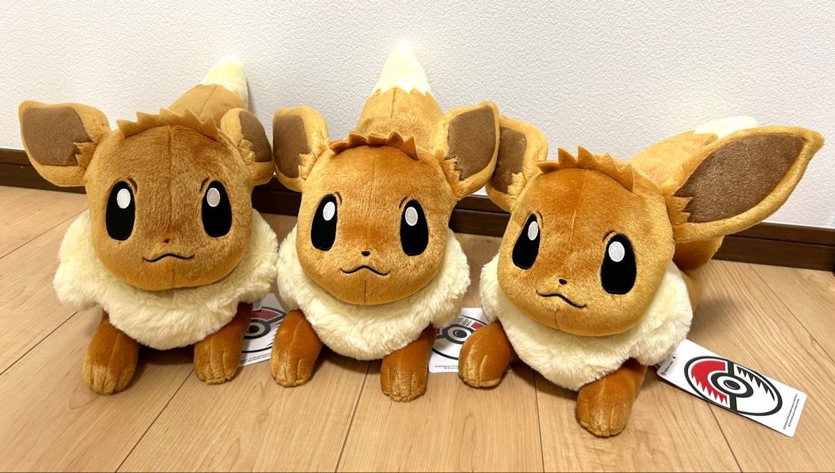 ポケモンセンター限定ぬいぐるみ等身大寝そべりイーブイ3体セット新品