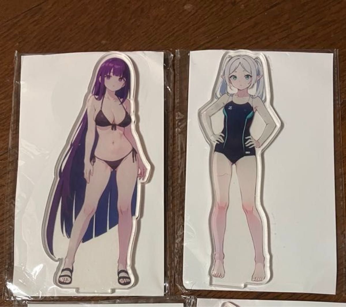 葬送のフリーレン アクリルスタンド 水着ver 2体セット 15cm｜Yahoo