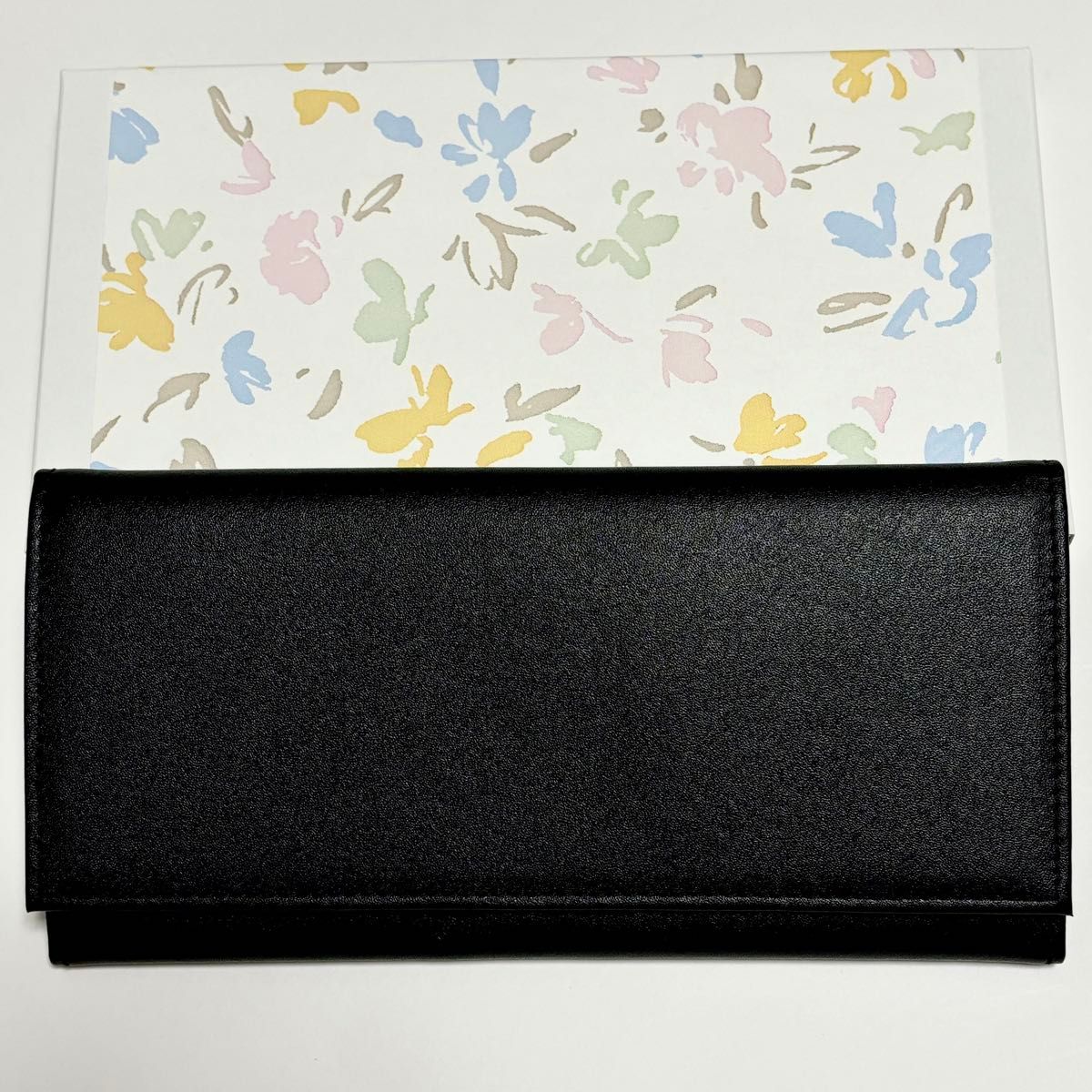 新品未使用 皇居 限定 特選牛革・菊の紋入り財布 長財布｜Yahoo!フリマ