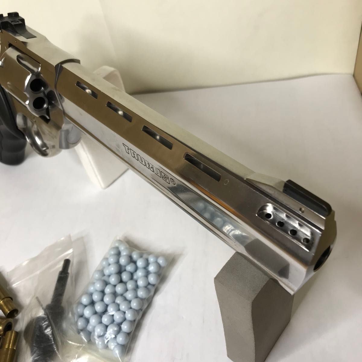 マルシン工業 トーラスレイジングブル44MAGNUM MAXI 8 375inch 8mm