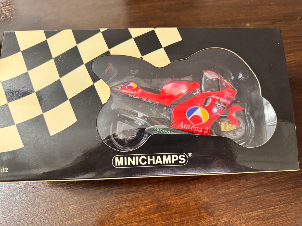 ミニチャンプス 2001 ヤマハYZR500 阿部典史 ノリック 1/12｜Yahoo