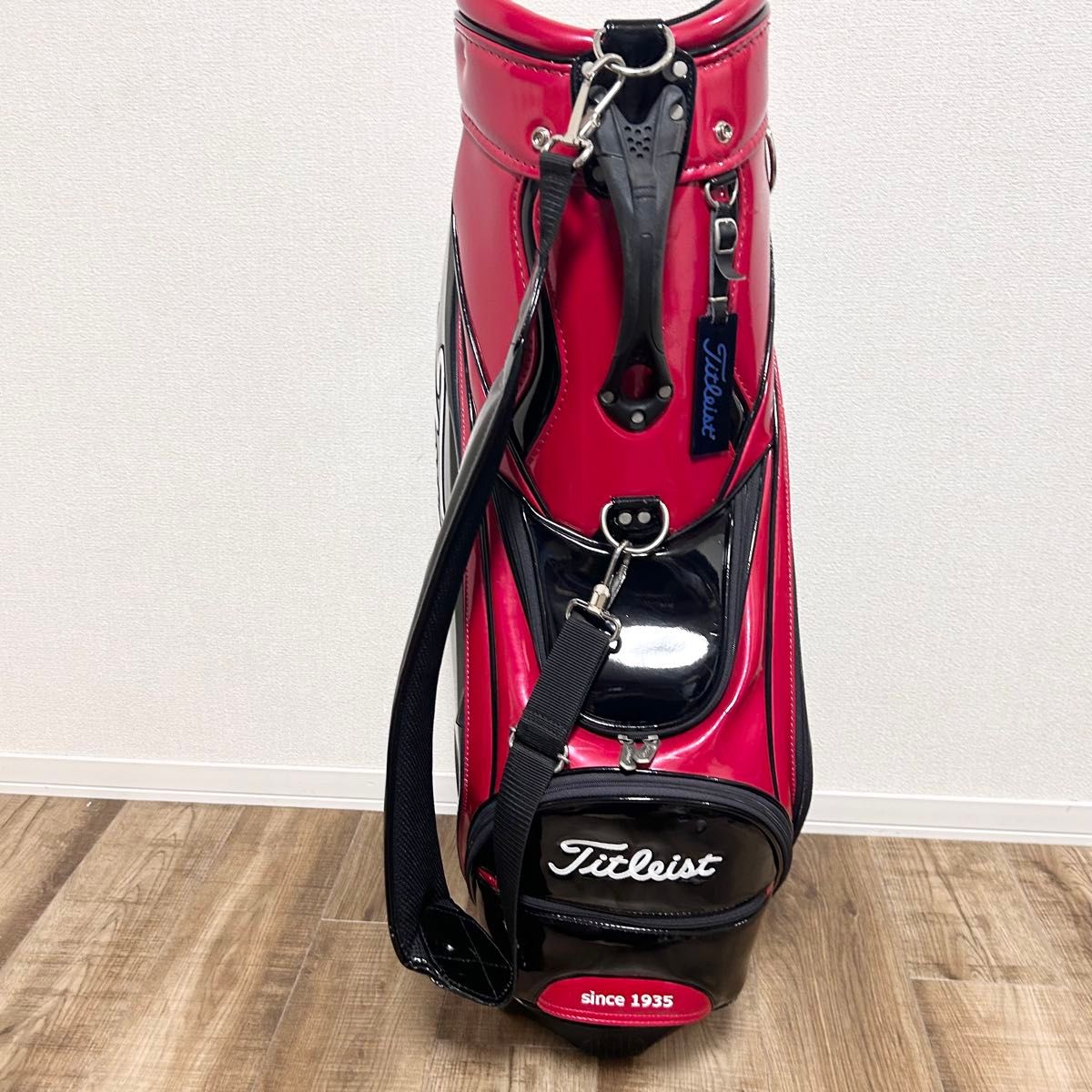 Titleist/タイトリスト エナメル キャディバッグ9型【黒×赤】｜Yahoo