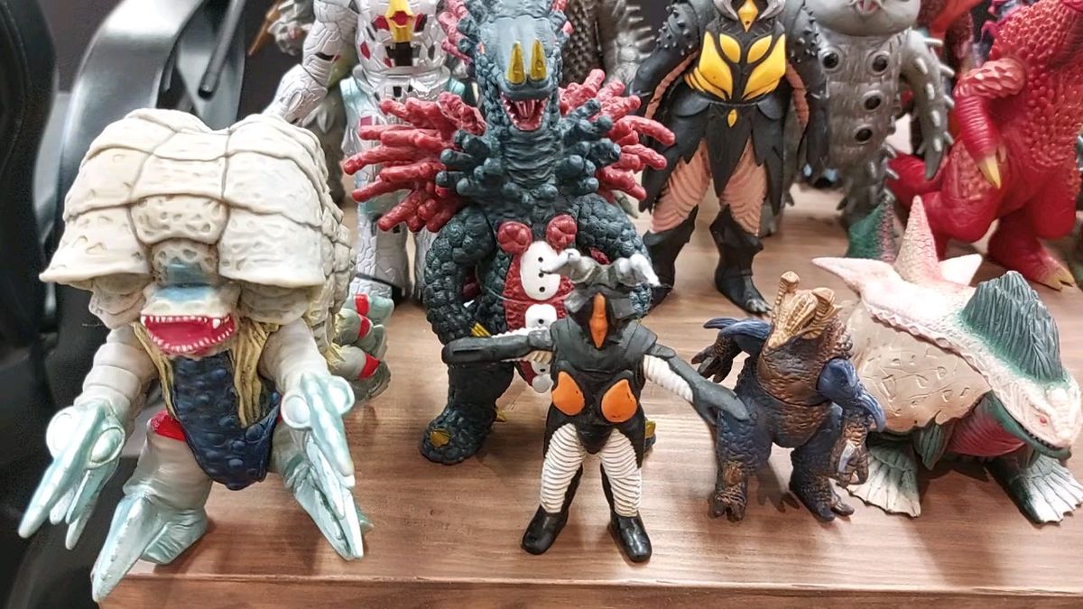 ベアモデル アングラモン ソフビ ウルトラマンA フィギュア 未開封品