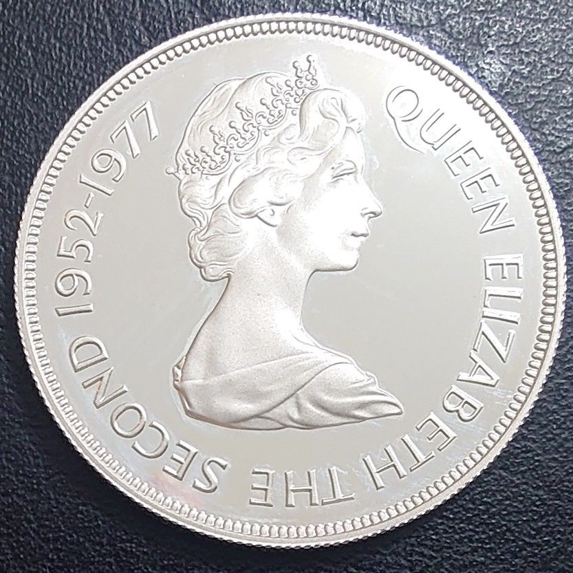 1977年 イギリス王室属領ガーンジー島銀貨 25ペンス エリザベス女王