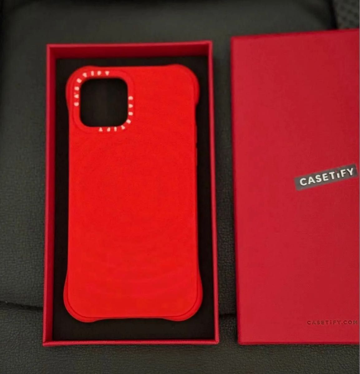 未使用 】CASETiFY iPhone12 pro ケース レッド きれいな 赤 シリコン