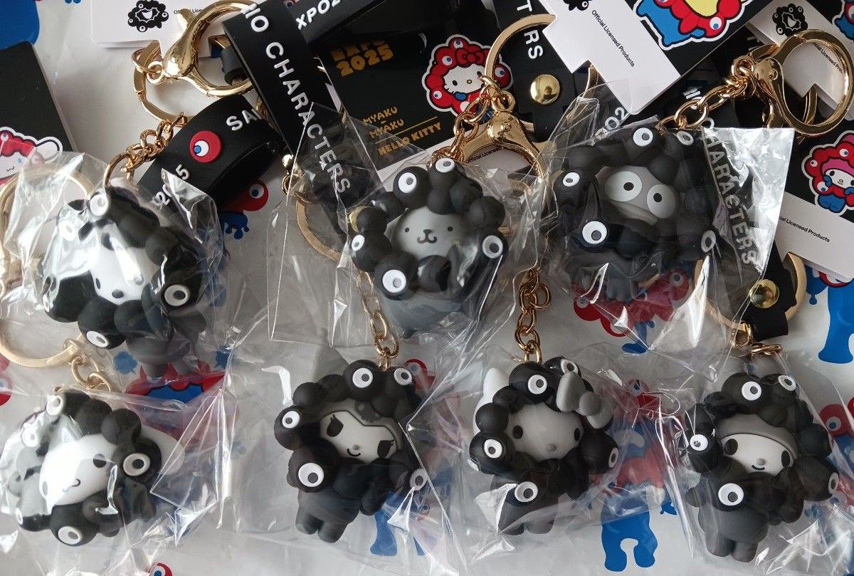 クーポンで500円Off【コンプリートセット】万博限定 サンリオ 黒