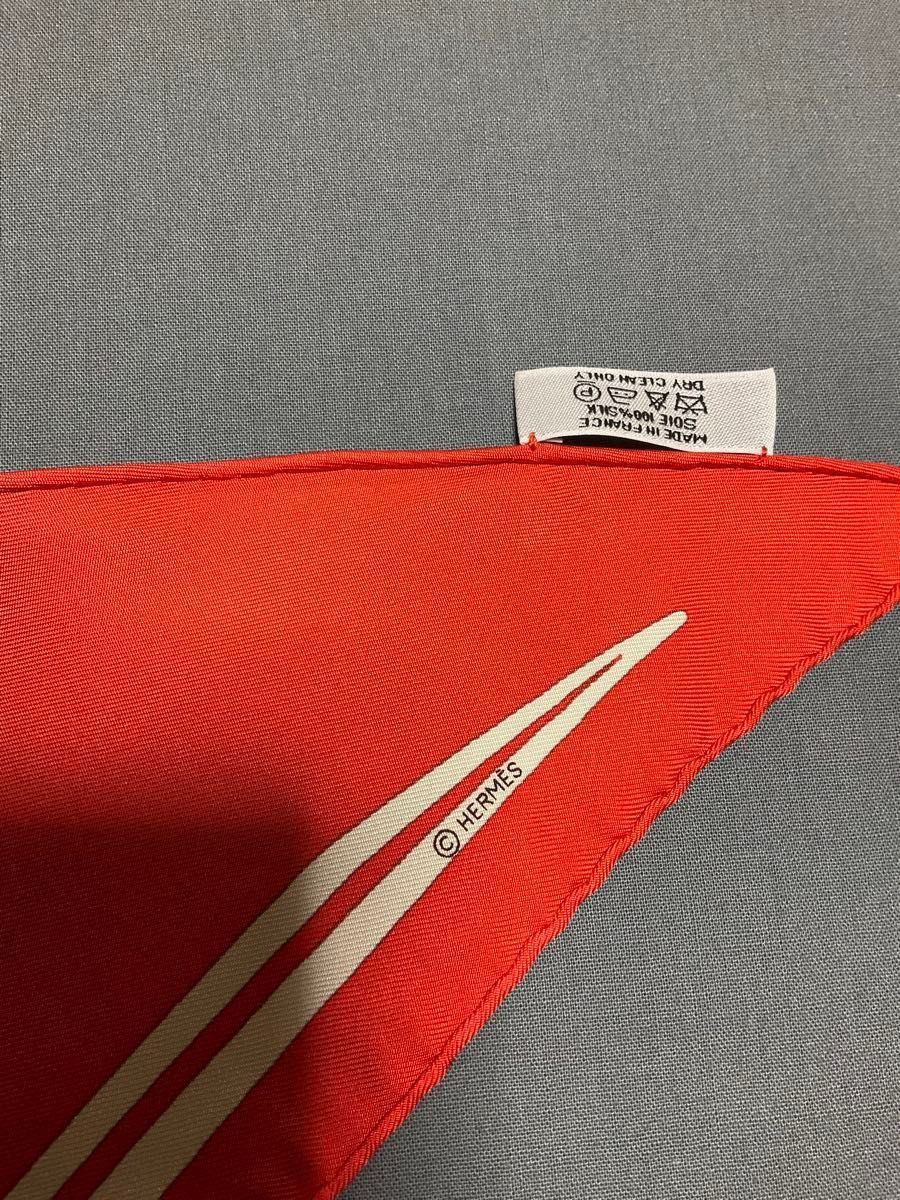 美品 HERMES スカーフ トライアングル ポワントゥ カレーシュ エラ