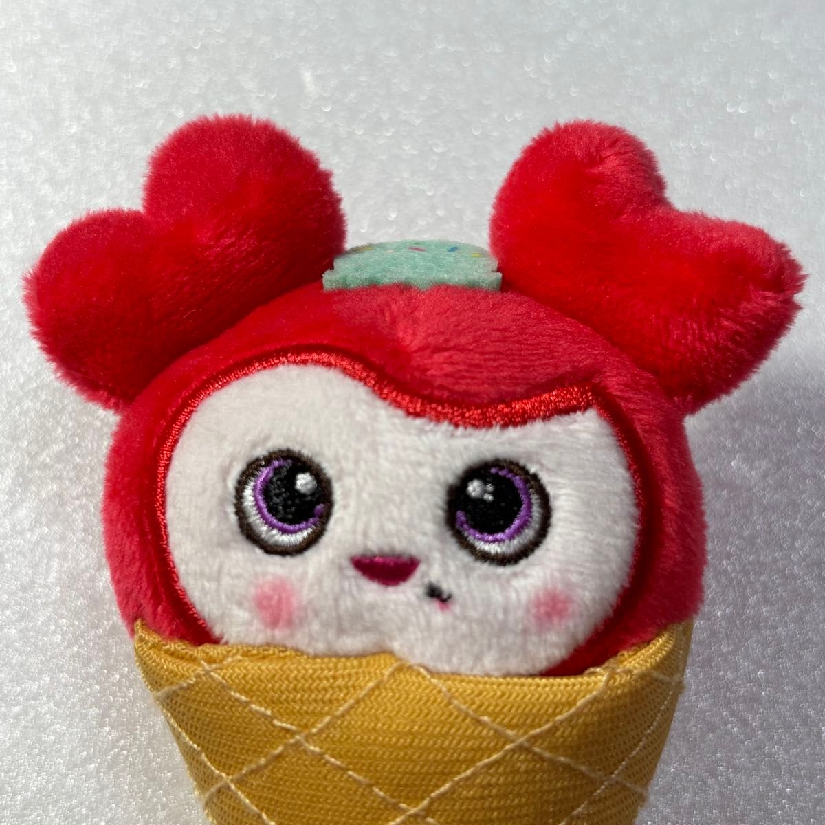 TWICE BABY LOVELYS アイスぬいぐるみバッチ ジヒョ 商品詳細ページ