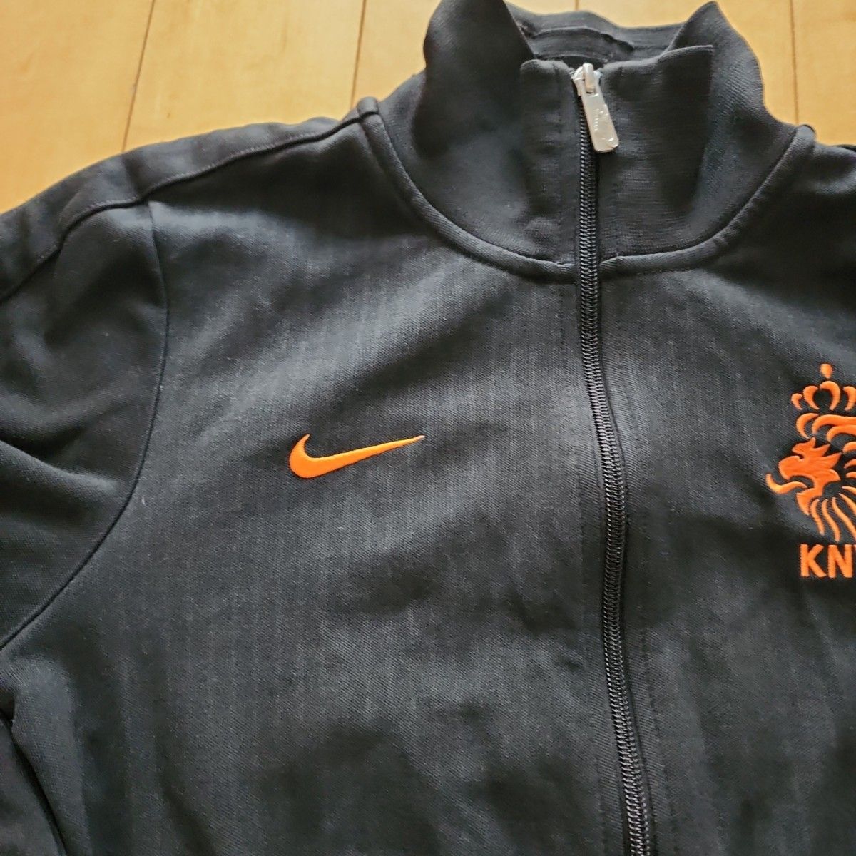 NIKE ナイキ トラックジャケット サッカー オランダ代表｜Yahoo!フリマ
