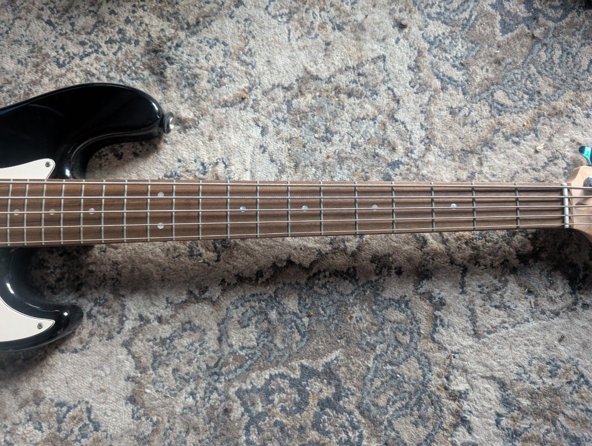 Squier affinity Jazz Bass V 5弦5連ペグ｜Yahoo!フリマ（旧PayPayフリマ）
