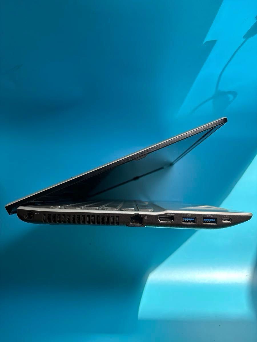 富士通 LIFEBOOK AH56/E2 i7 10510U M 2 SSD 2TB メモリ32GB Win11