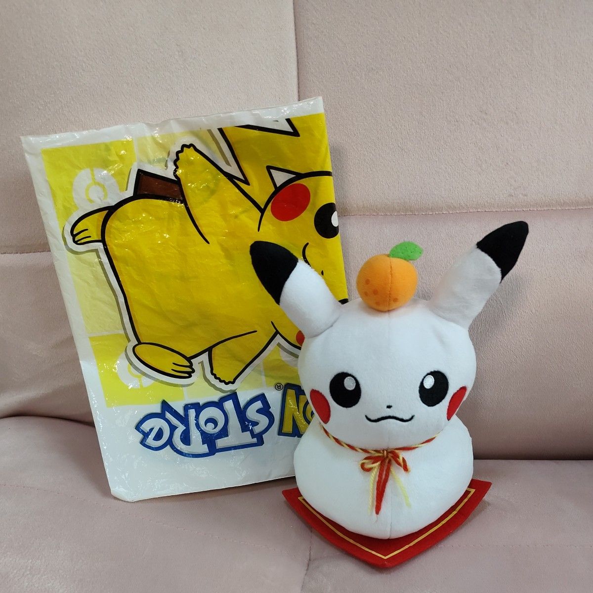 2015年 ポケモンセンター限定 ピカチュウと鏡餅｜Yahoo!フリマ（旧
