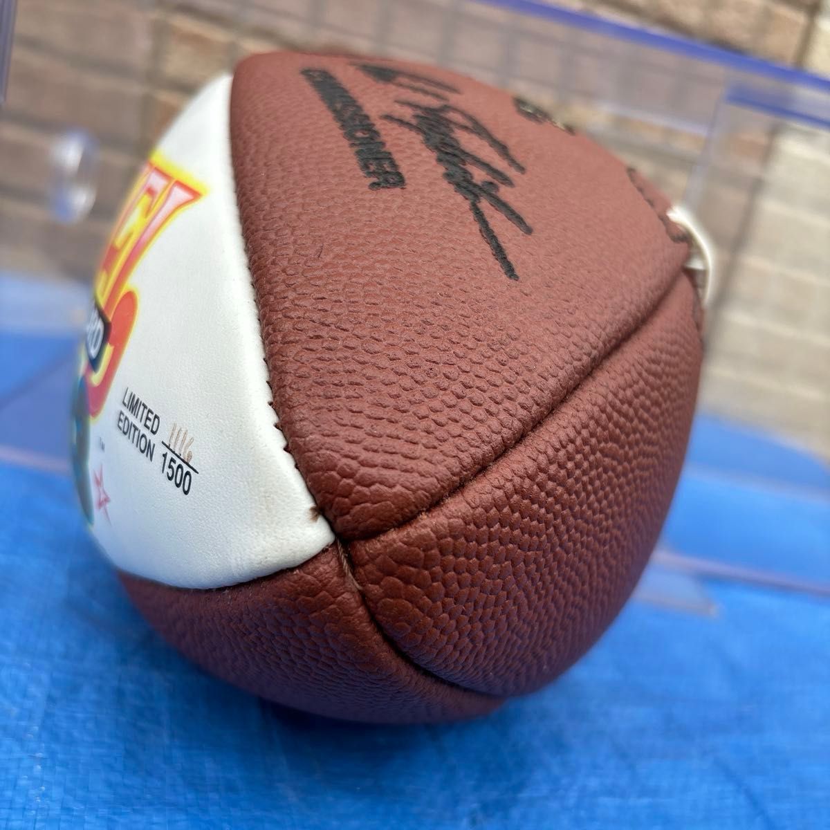 NFLクォーターバック ダン・マリーノ サイン入りフットボール