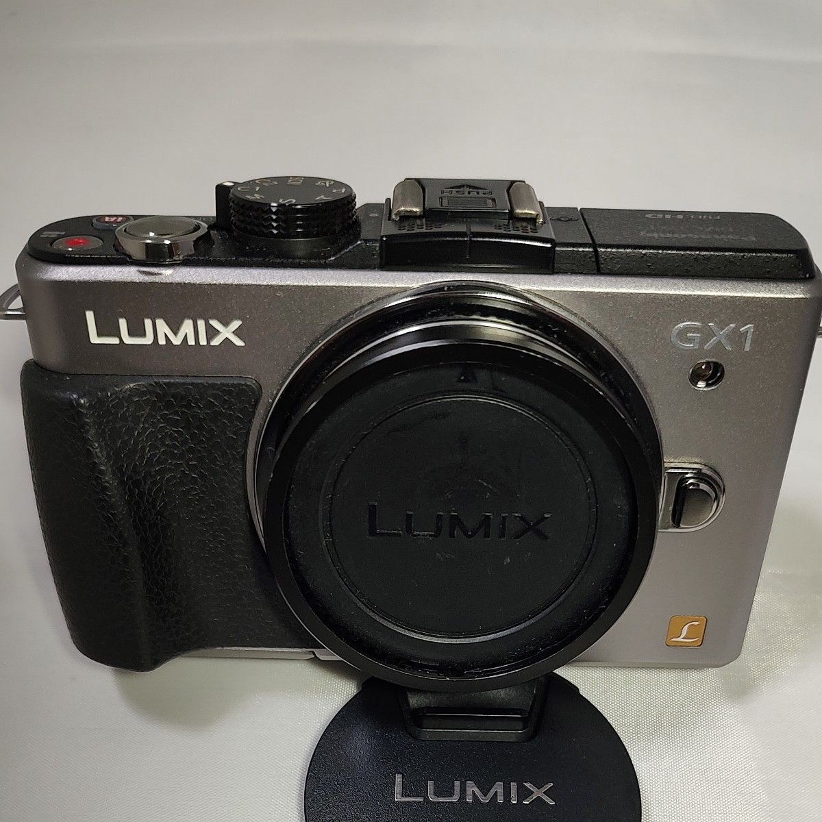 名機希少品】Panasonic ルミックス LUMIX DMC-GX1 ボディ シルバー