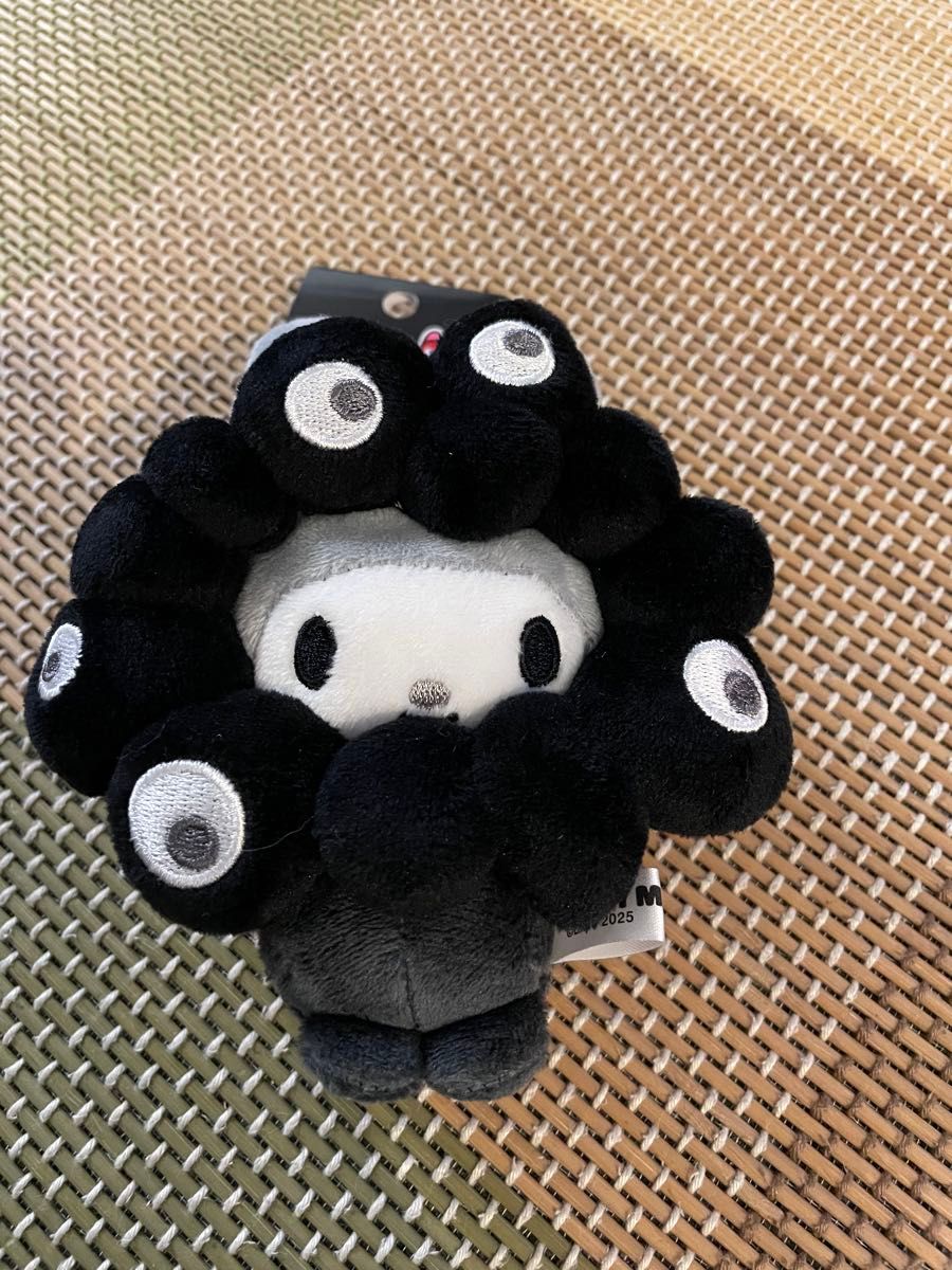 BC 黒ミャクミャクなりきりぬいぐるみ カラビナ付きサンリオ マイメロ