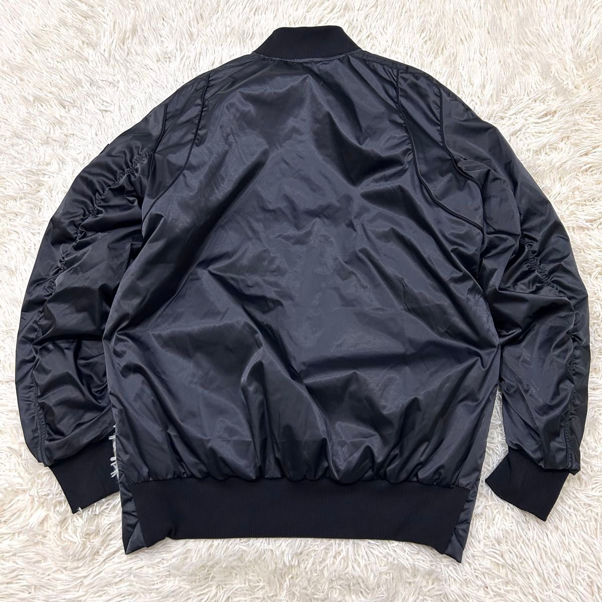 美品 adidas アディダス 中綿ジャケット MA-1 ボンバージャケット M
