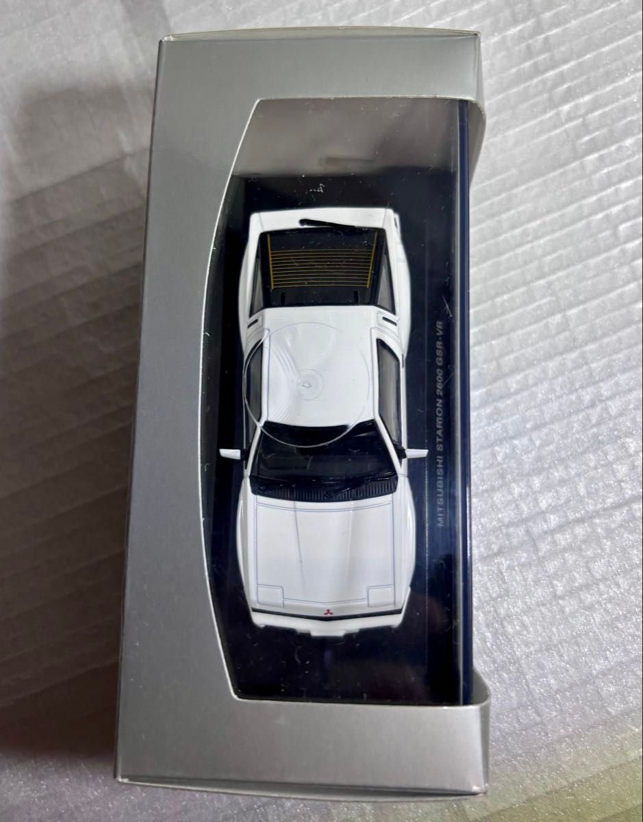 1/43 ミニカー 京商 三菱 スタリオン 2600 GSR VR 白 MITSUBISHI