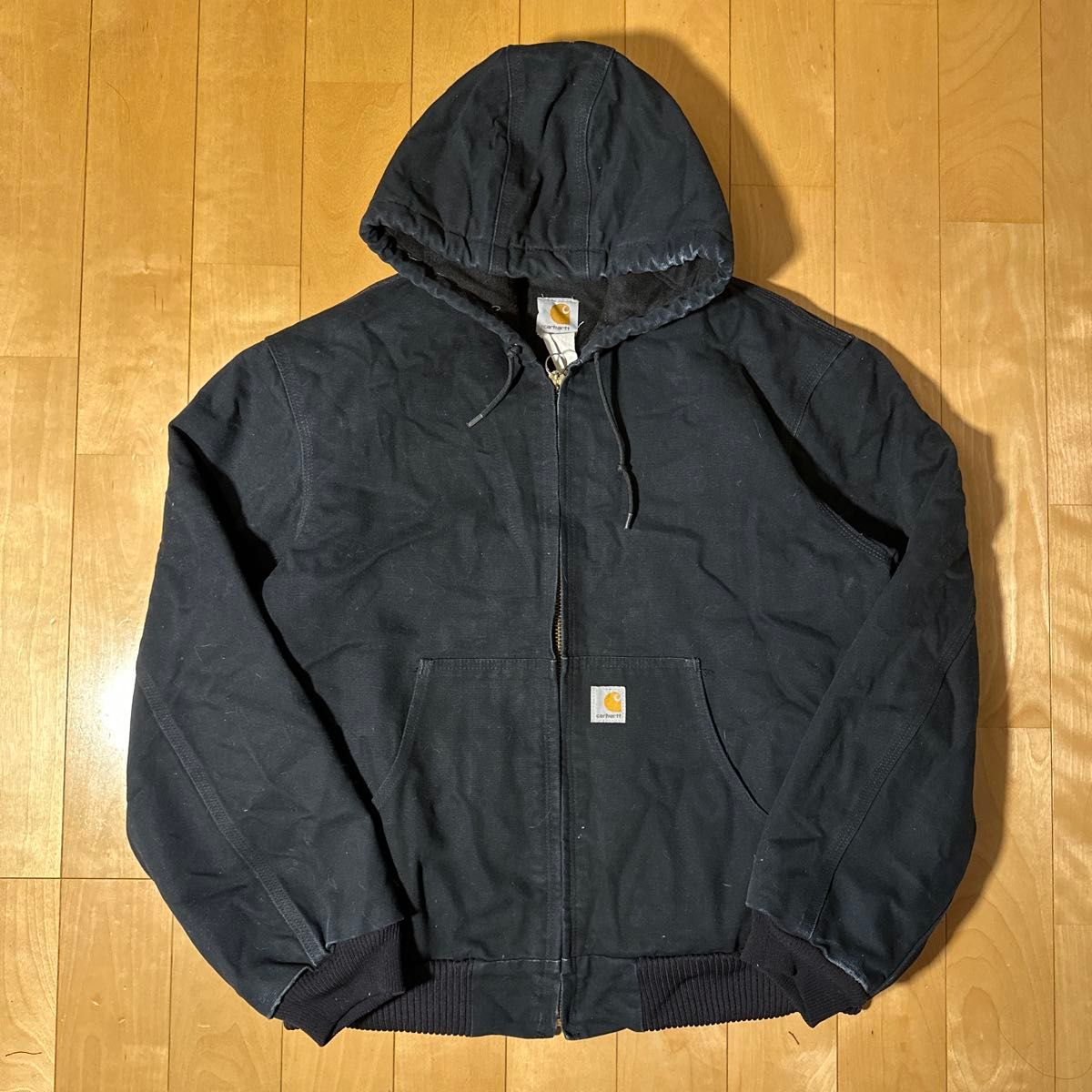 Carhartt】アクティブジャケット ダック地 ブラック 色落ち XL相当