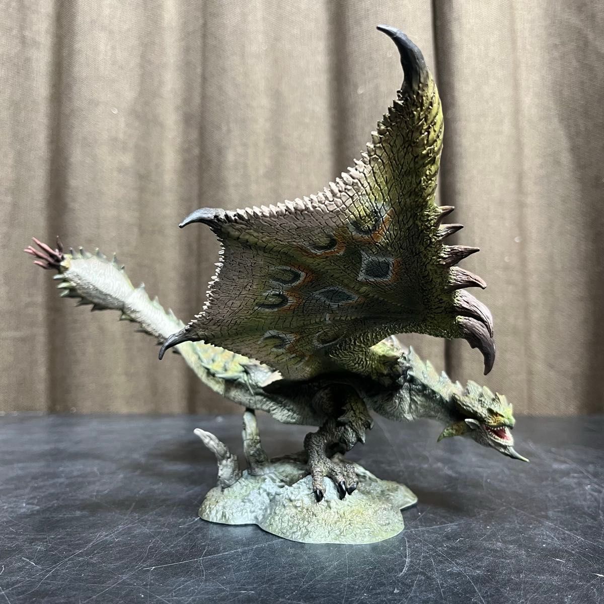 雌火竜 リオレイア 初版 カプコンフィギュアビルダー クリエイターズ