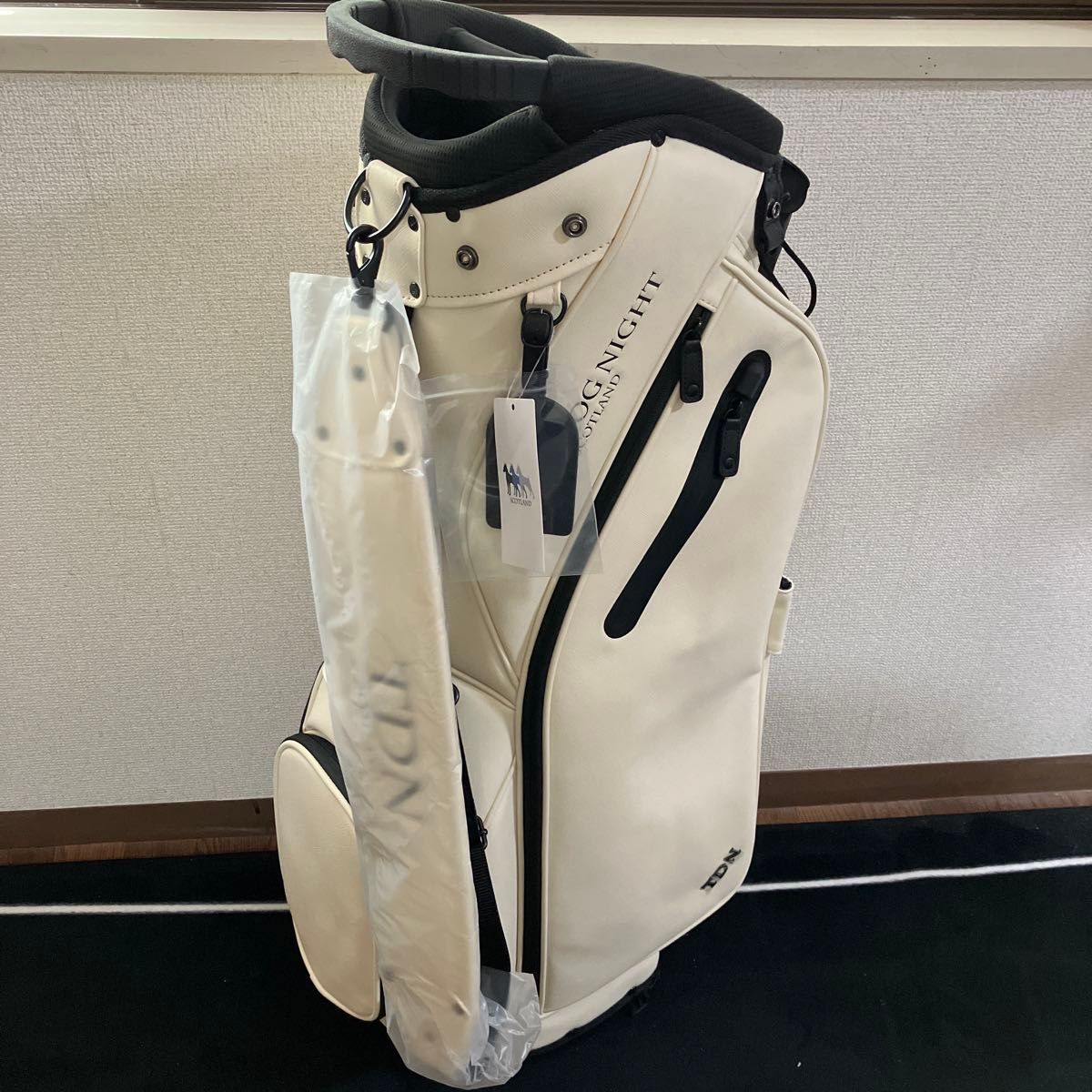 新品 TDN GOLF スコットランド発 プレミアム スタンドバッグ ホワイト