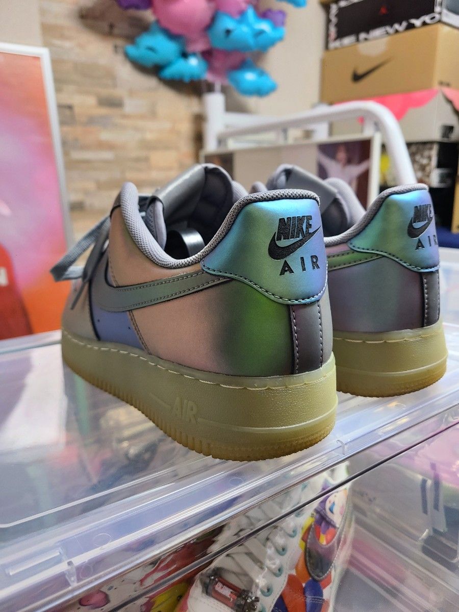 最終値下げ 26cm Nike Air Force 1 Low '07 LV8 Iridescent イリ