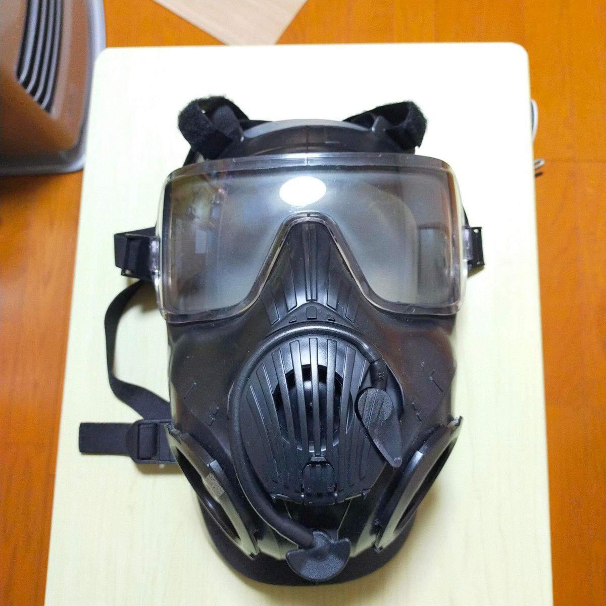 米軍放出品 実物 AVON PROTECTION M50ガスマスク 未開封アンプ