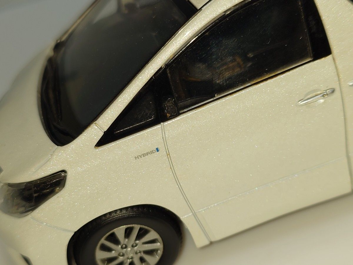 トヨタ 20アルファード カラーサンプル ミニカー ホワイトパール