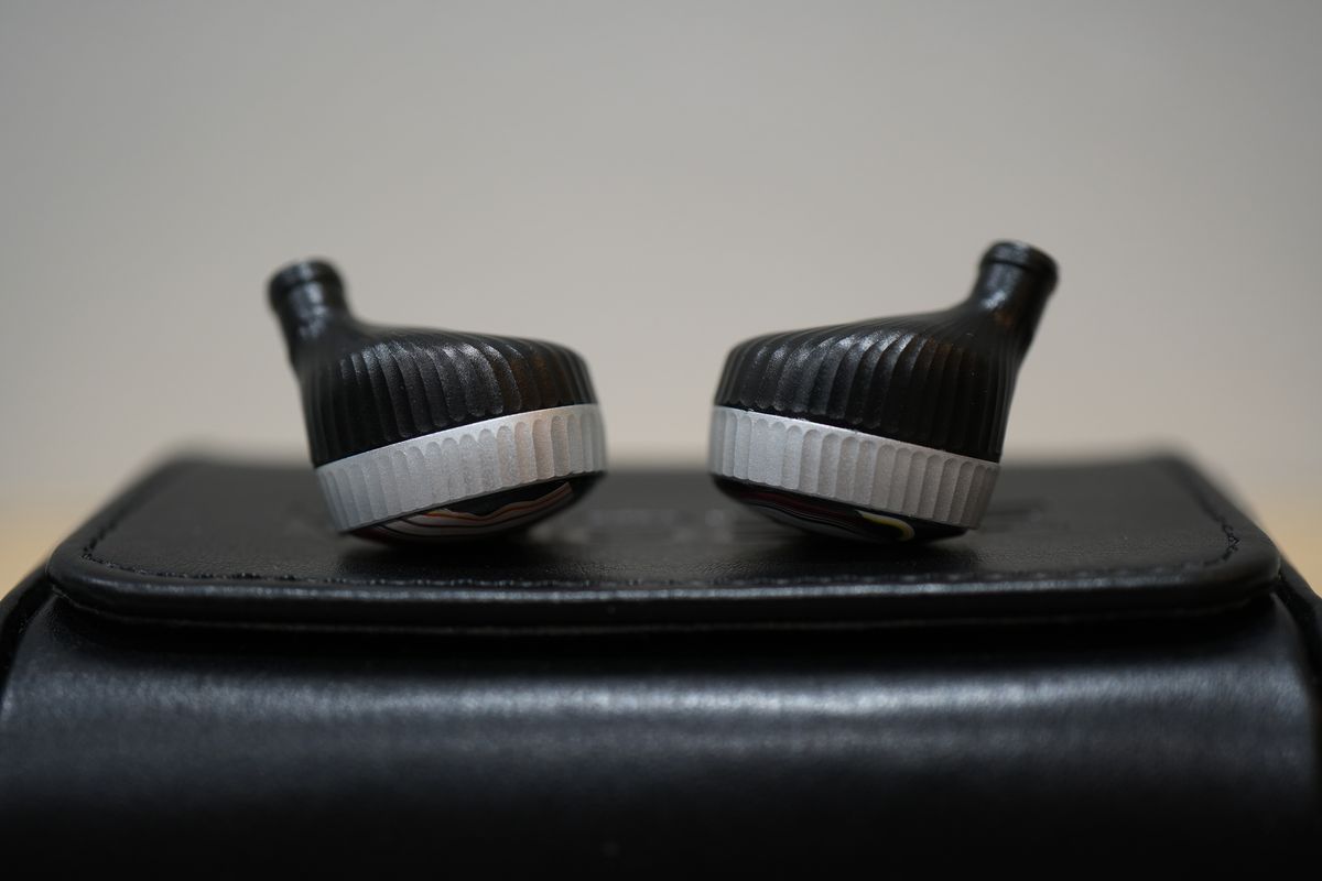 超希少/No 1】Noble Audio Sultan Prestige Fordite｜Yahoo!フリマ（旧