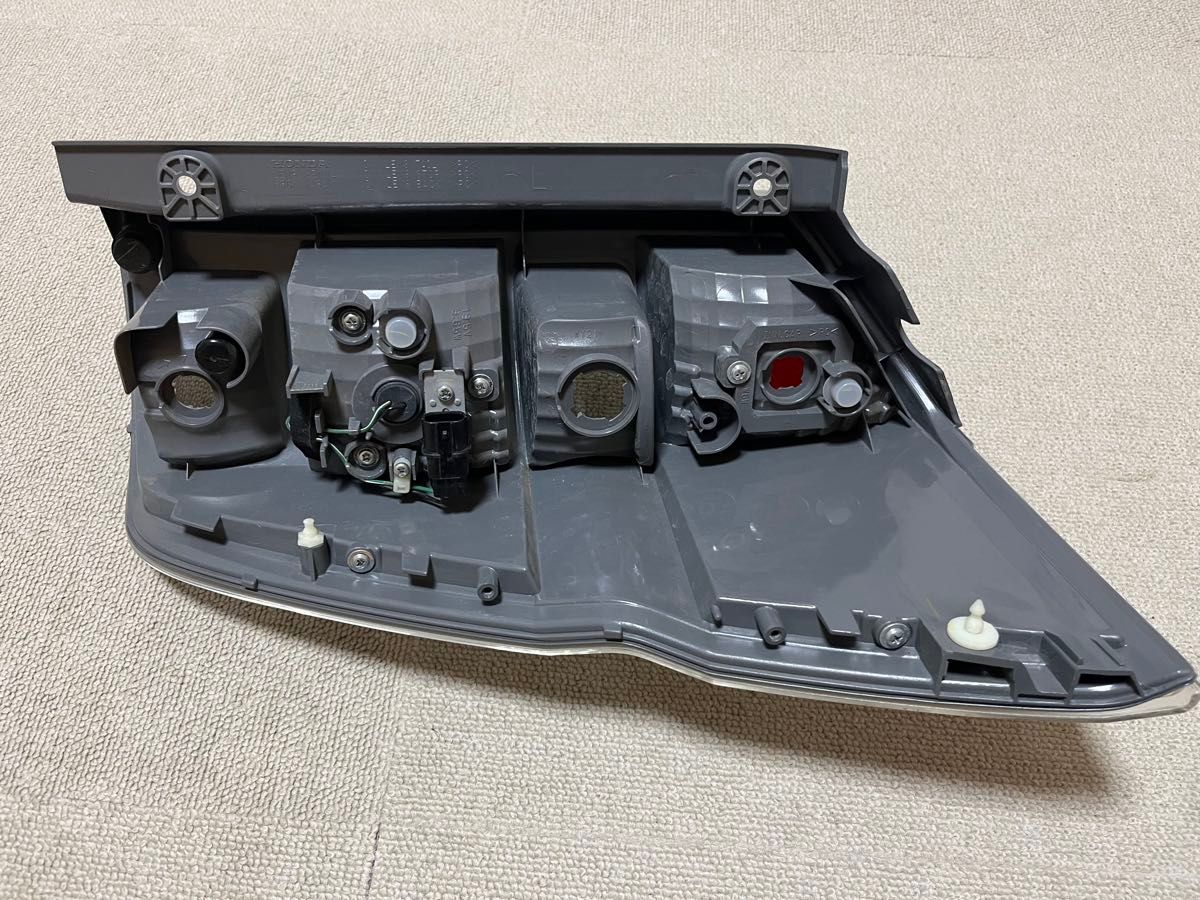 美品】ステップワゴン スパーダ RK5 左右 テールランプ｜Yahoo!フリマ