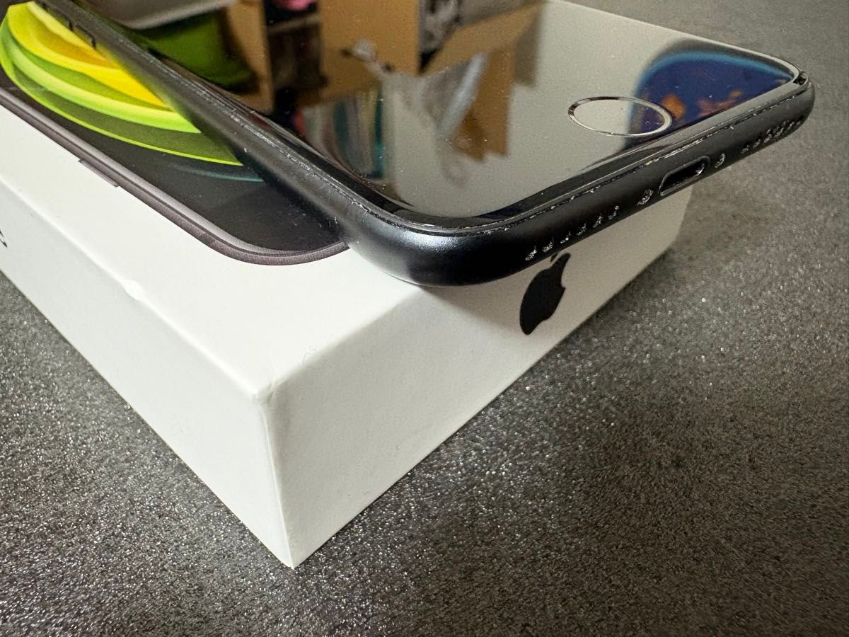 iPhone SE2 第二世代 ブラック SIMフリー 64GB Apple 本体｜Yahoo