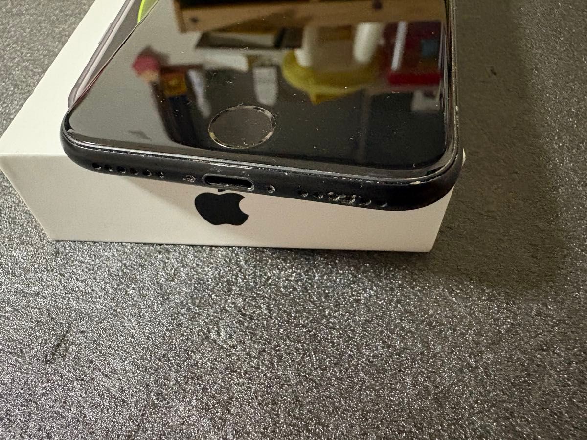 iPhone SE2 第二世代 ブラック SIMフリー 64GB Apple 本体｜Yahoo
