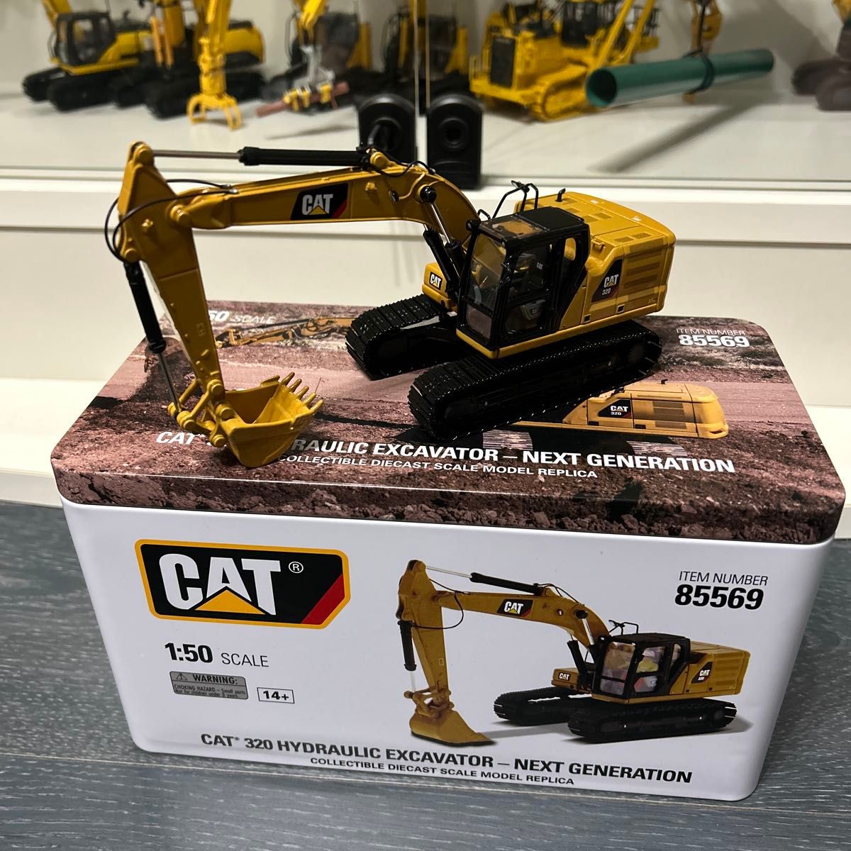 CAT 320 油圧ショベル NEXT GENERATION 1 50スケール ダイキャスト