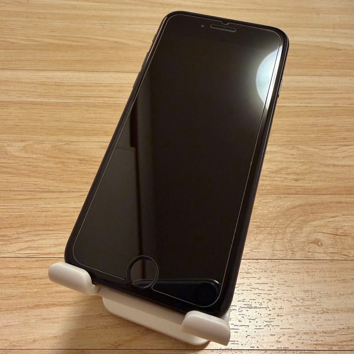 Apple アップル iPhone アイフォン SE 第2世代 64GB Black ブラック