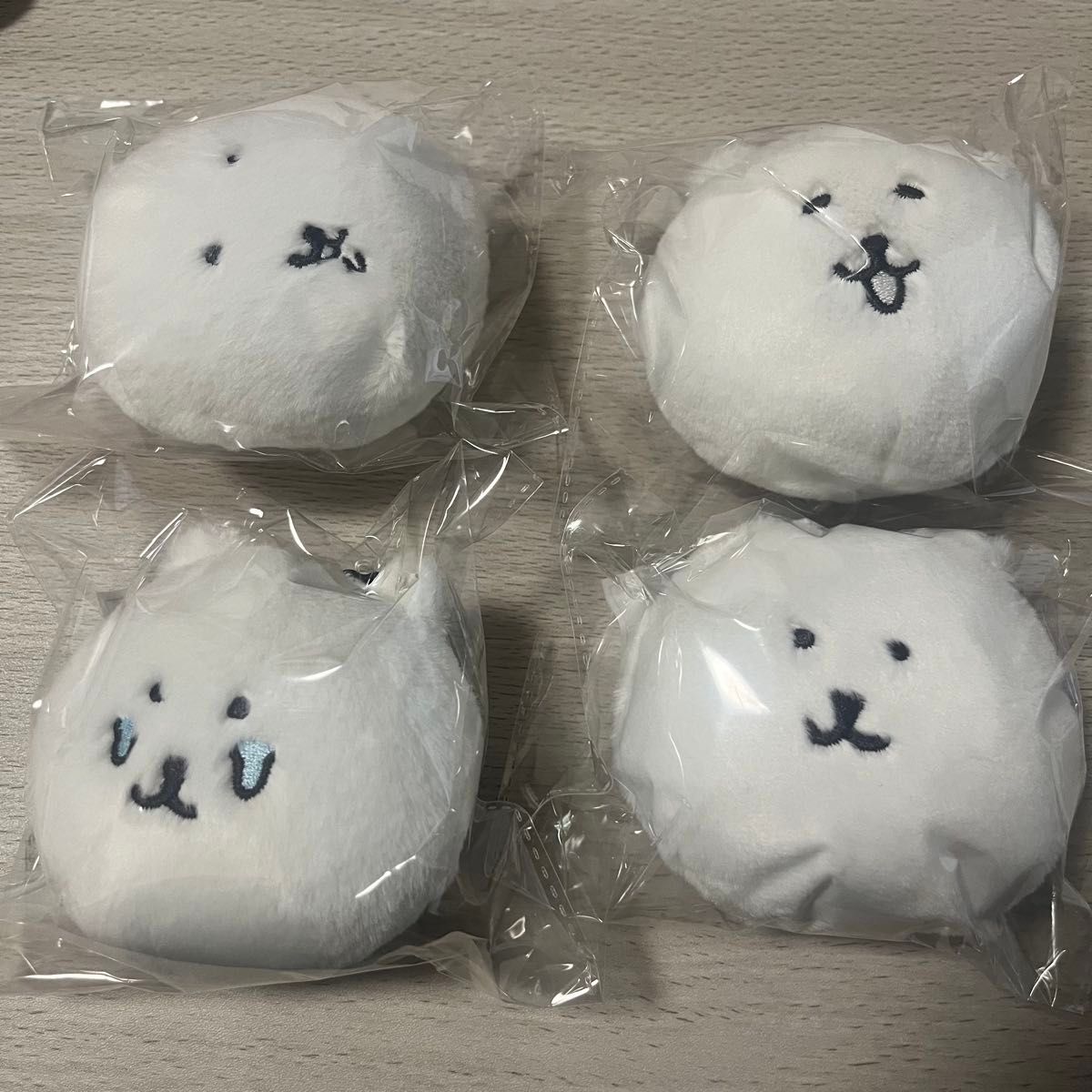 ナガノキャラクターズ ふわもち くまだらけ ぬいぐるみくじ E賞 おかお
