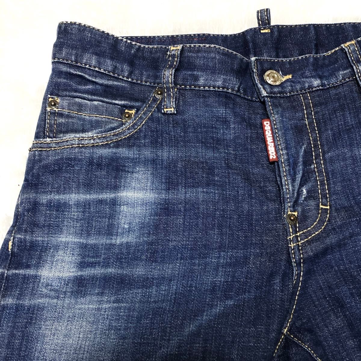 DSQUARED2 セクシーツイスト 2022年モデル ストレッチ 46サイズ ディー