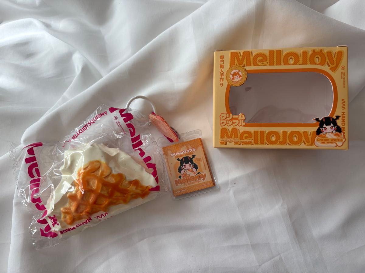 mellojoy メロジョイ スクイーズ クリームワッフル ワッフル 三角 さん