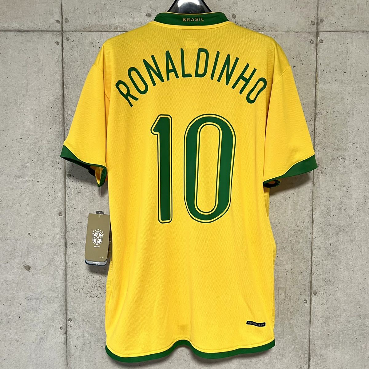 新品/タグ付き】2006 ドイツW杯 ブラジル代表 ロナウジーニョ 【L