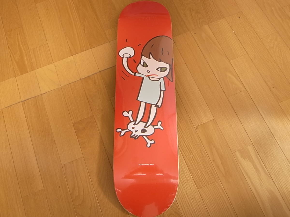 Yoshitomo Nara 奈良美智 Girl on top of skull Green Dress Girl MoMA
