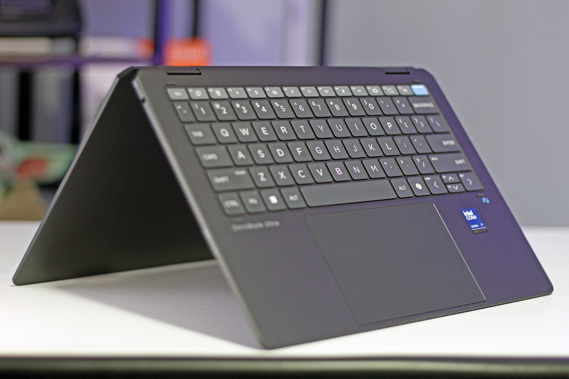 HP OmniBook Ultra Flip 14 review: Long-lasting and lightweight