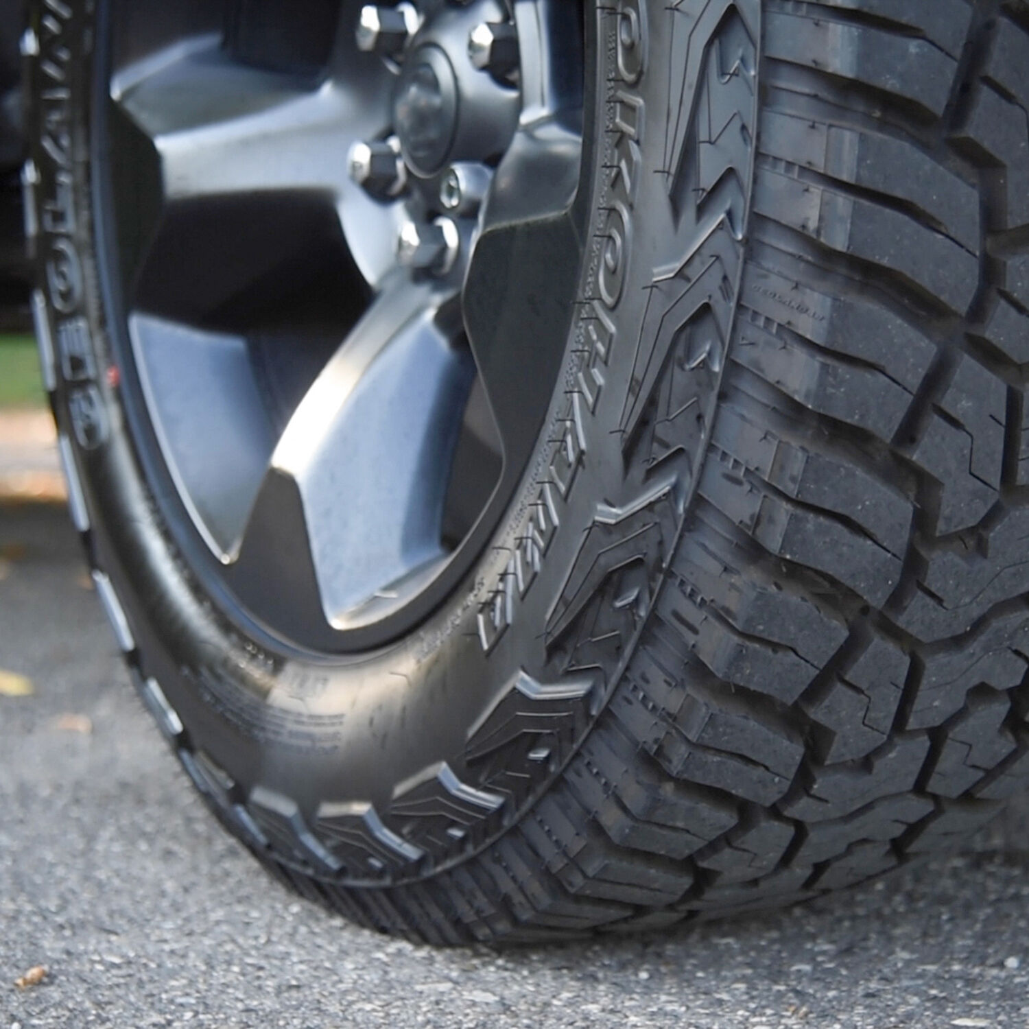 Set Of 4 Yokohama Geolandar X-AT (Geo-Shield) 275/60R20 116T XL