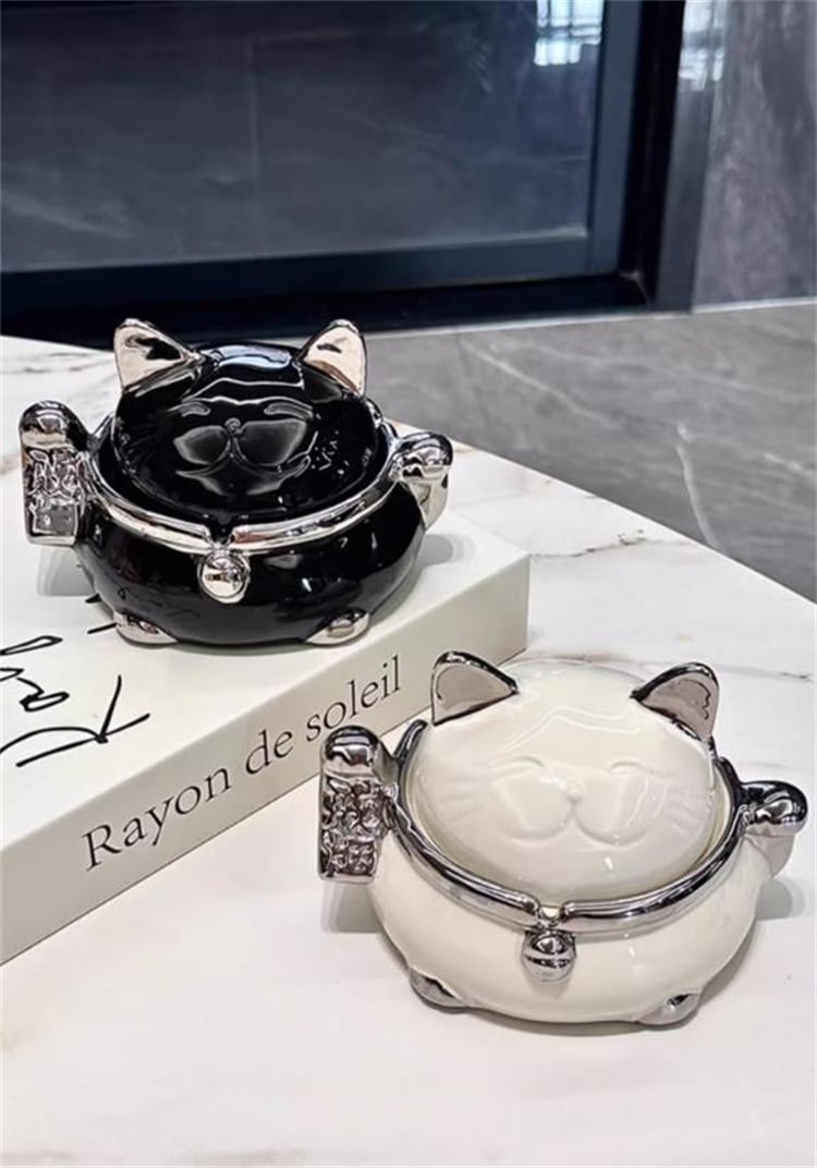 安いし可愛い大人気商品 招き猫灰皿 シンプル 蓋付き 可愛い 飛灰防止