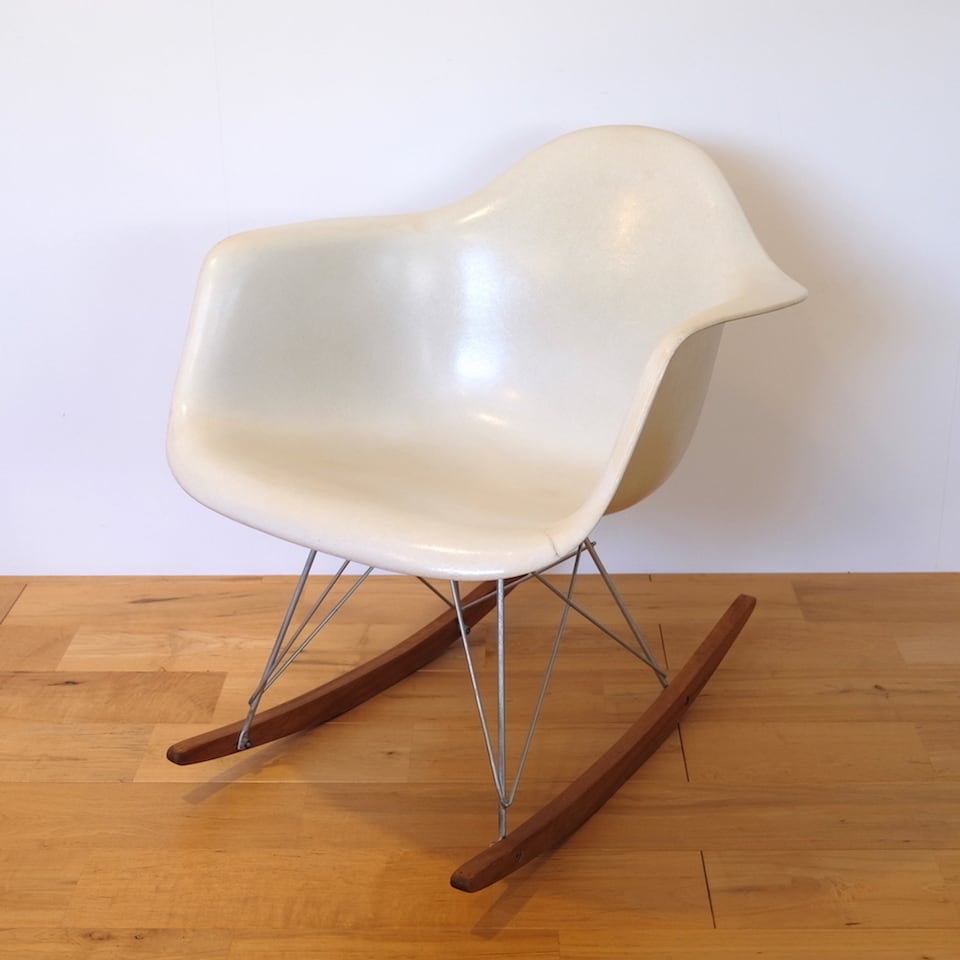 Herman Miller（ハーマンミラー） アームシェルチェア ロッカーベース