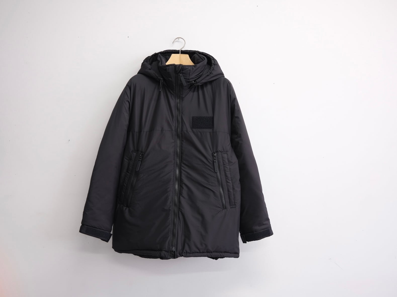 O-(オー/レイチョウルイラボ)”SLEEPY PARKA BLACK” | Lapel online store